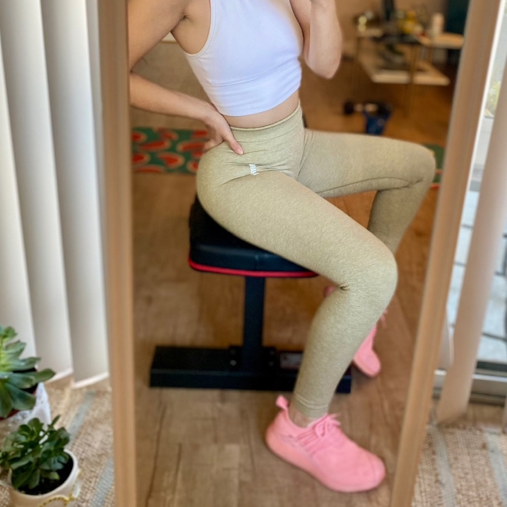 Gymshark, small, sand colored leggings.